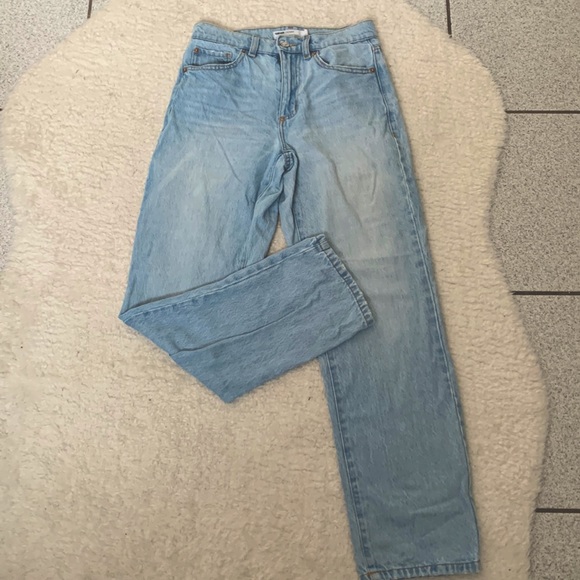 Blue jeans - Picture 1 of 1